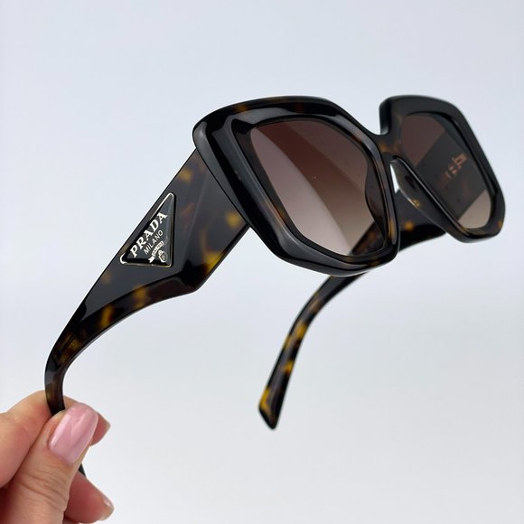 ?Prada PR14ZS 2AU6S1 Sunglasses Tortoise Brown Gradient Square Women
